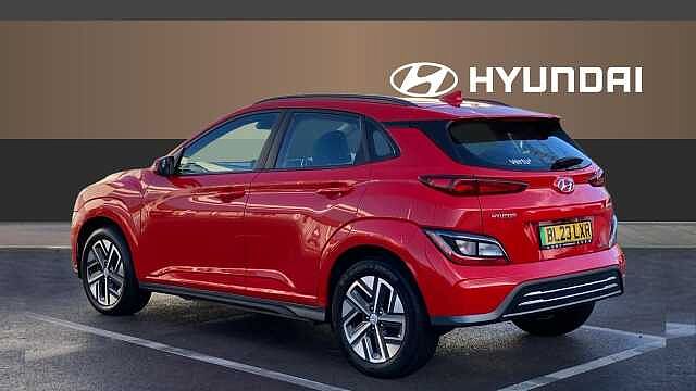 Hyundai KONA 100kW SE Connect 39kWh 5dr Auto Electric Hatchback Red