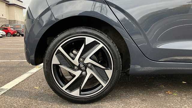 Hyundai I10 1.0 [63] Premium 5dr Auto [Nav] Petrol Hatchback Grey