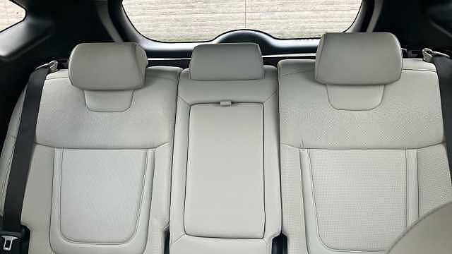 Hyundai TUCSON 1.6 TGDi Hybrid 230 Ultimate 5dr 2WD Auto Hybrid Estate Red