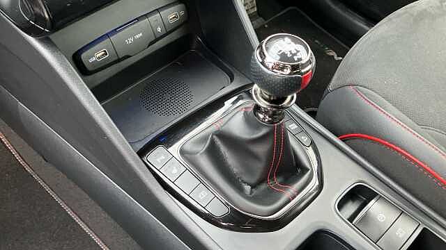 Hyundai TUCSON 1.6 TGDi N Line 5dr 2WD Petrol Estate Red