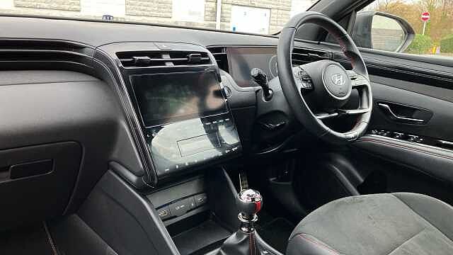 Hyundai TUCSON 1.6 TGDi N Line 5dr 2WD Petrol Estate Red