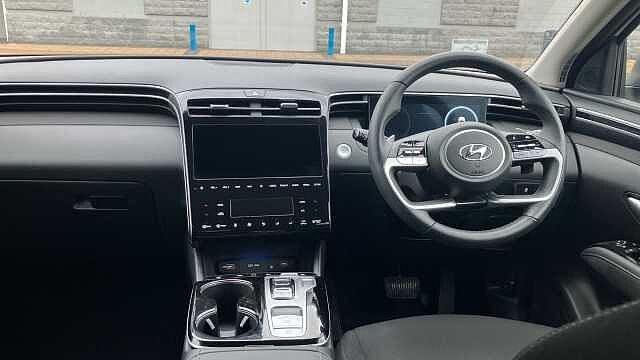 Hyundai TUCSON 1.6 TGDi Hybrid 230 Premium 5dr 2WD Auto Hybrid Estate White