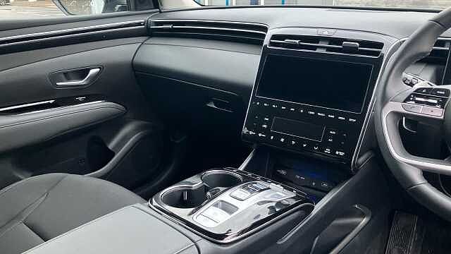 Hyundai TUCSON 1.6 TGDi Hybrid 230 Premium 5dr 2WD Auto Hybrid Estate White