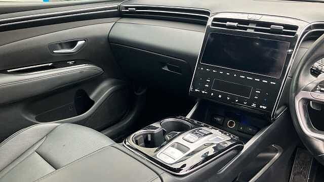 Hyundai TUCSON 1.6 TGDi Hybrid 230 Ultimate 5dr 2WD Auto Hybrid Estate Black