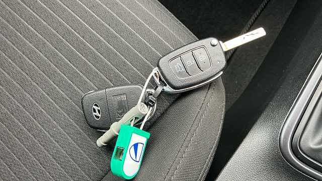 Hyundai I20 1.0T GDi 48V MHD Premium 5dr DCT Petrol Hatchback Blue