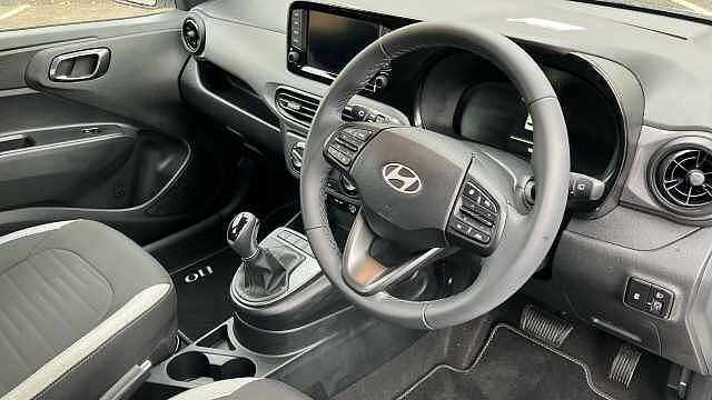 Hyundai I10 1.2 [79] Advance 5dr Auto [Nav] Petrol Hatchback White