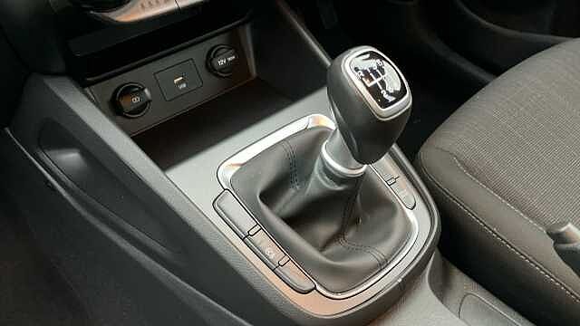 Hyundai KONA 1.0 TGDi 48V MHEV SE Connect 5dr Petrol Hatchback