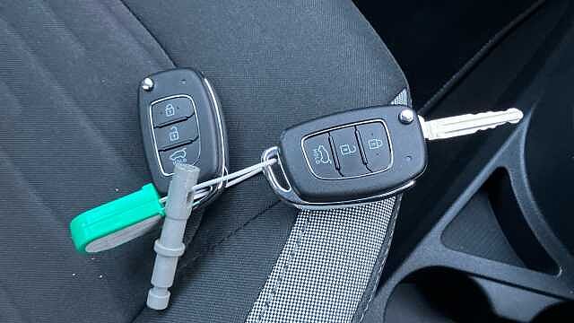 Hyundai i10 1.0 [63] Advance 5dr Auto [Nav] Petrol Hatchback