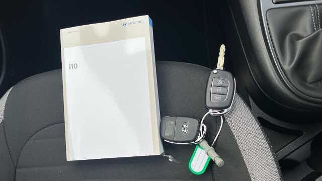 Hyundai I10 1.0 [63] Advance 5dr Auto [Nav] Petrol Hatchback Grey