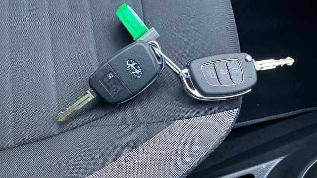 Hyundai I10 1.0 [63] Advance 5dr Auto [Nav] Petrol Hatchback Black