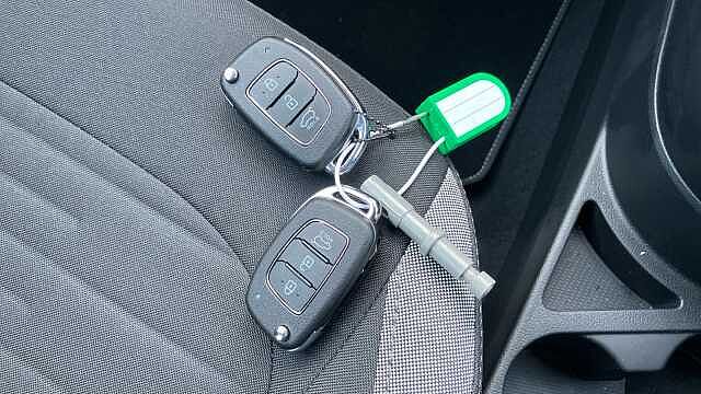 Hyundai I10 1.0 [63] Advance 5dr Auto [Nav] Petrol Hatchback Grey