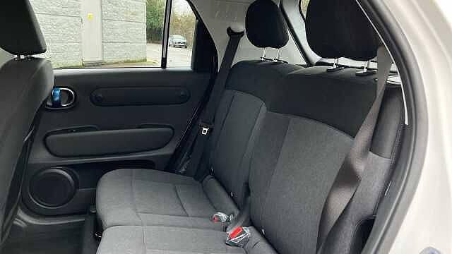 Hyundai INSTER 85kW 02 49kWh 5dr Auto Electric Hatchback