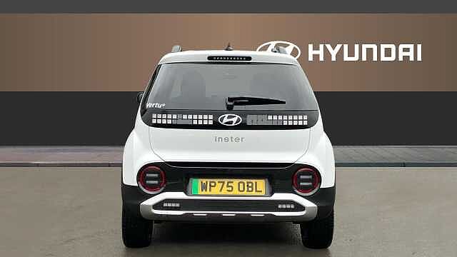 Hyundai INSTER 85kW 02 49kWh 5dr Auto Electric Hatchback