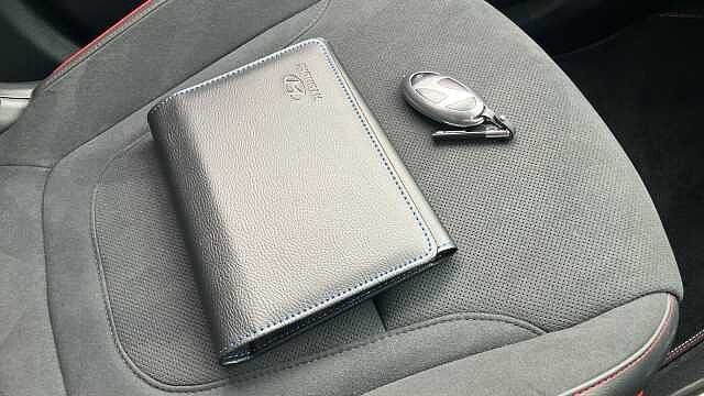 Hyundai TUCSON 1.6T Plug-in Hybrid N Line 5dr Auto Estate