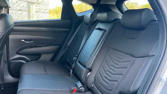 Hyundai TUCSON 1.6T Hybrid Premium 5dr Auto Hybrid Estate