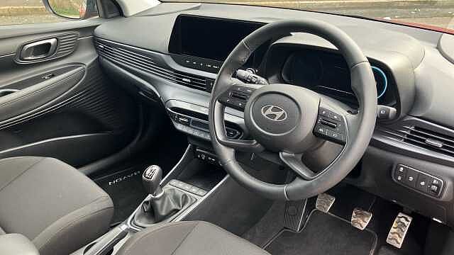 Hyundai BAYON 1.0 TGDi [90] Tech Line 5dr Petrol Hatchback Pearl - Dragon Red