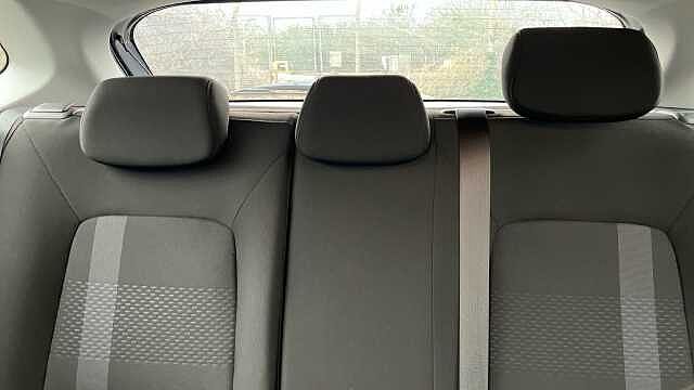 Hyundai i20 1.0T GDi 90 Tech Line 5dr DCT Petrol Hatchback