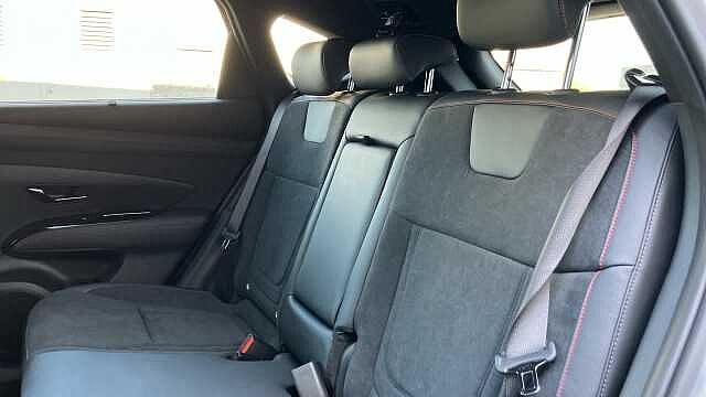 Hyundai TUCSON 1.6T Hybrid N Line 5dr Auto Hybrid Estate Silver