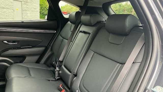 Hyundai TUCSON 1.6 TGDi Plug-in Hybrid Ultimate 5dr 4WD Auto Estate Grey