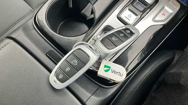 Hyundai TUCSON 1.6 TGDi Plug-in Hybrid Ultimate 5dr 4WD Auto Estate Grey