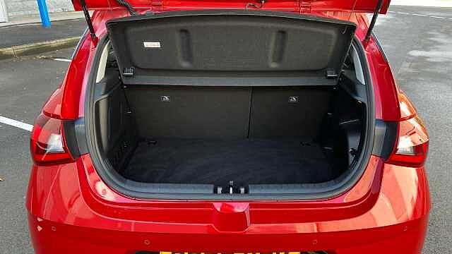 Hyundai I20 1.0T GDi 48V MHD Premium 5dr DCT Petrol Hatchback Red