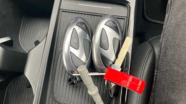 Hyundai TUCSON 1.6T Plug-in Hybrid Ultimate 5dr Auto Estate White