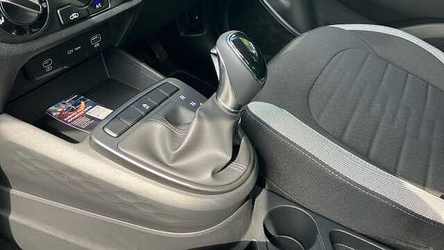 Hyundai i10 1.0 [63] Advance 5dr Auto [Nav] Petrol Hatchback