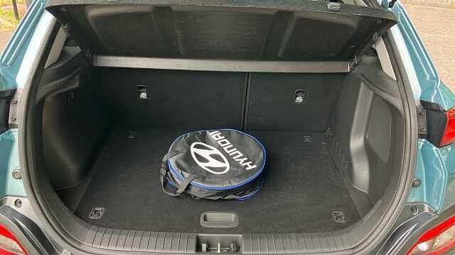 Hyundai KONA 150kW Premium 64kWh 5dr Auto Electric Hatchback