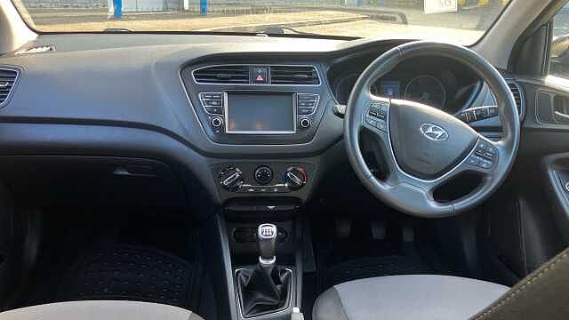 Hyundai I20 1.2 MPi Play 5dr Petrol Hatchback Grey