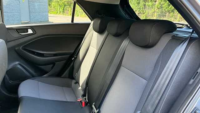 Hyundai I20 1.2 MPi Play 5dr Petrol Hatchback Grey
