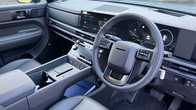 Hyundai SANTA FE 1.6 TGDi Plug-in Hybrid Calligraphy 5dr 4WD Auto Estate