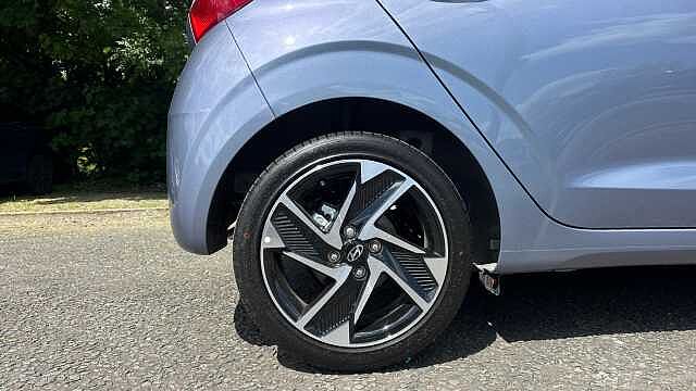 Hyundai i10 1.2 [79] Premium 5dr Auto [Nav] Petrol Hatchback