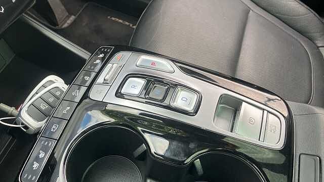 Hyundai TUCSON 1.6 TGDi Plug-in Hybrid Ultimate 5dr 4WD Auto Estate