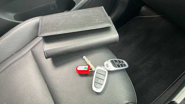 Hyundai TUCSON 1.6 TGDi Plug-in Hybrid Ultimate 5dr 4WD Auto Estate