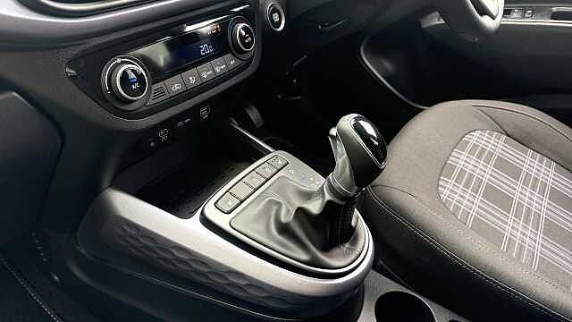 Hyundai i10 1.2 [79] Premium 5dr Auto [Nav] Petrol Hatchback