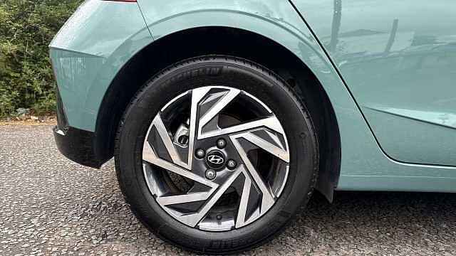 Hyundai i20 1.0T GDi Advance [Nav] 5dr Petrol Hatchback