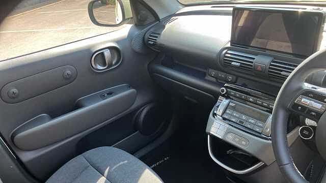 Hyundai INSTER 85kW 02 49kWh 5dr Auto Electric Hatchback Pearl - Buttercream Yellow