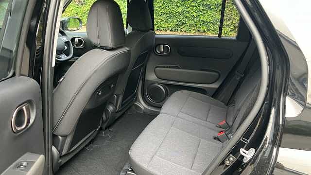 Hyundai INSTER 85kW 02 49kWh 5dr Auto Electric Hatchback Pearl - Abyss Black