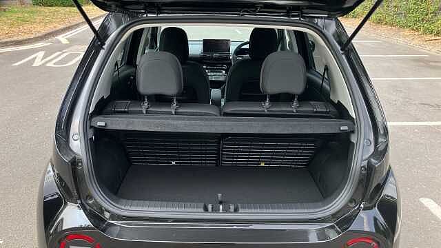 Hyundai INSTER 85kW 02 49kWh 5dr Auto Electric Hatchback Pearl - Abyss Black