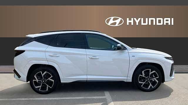 Hyundai TUCSON 1.6T 239 Hybrid N Line 5dr Auto Hybrid Estate Pearl - Serenity White