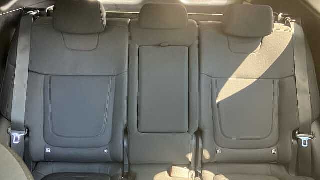 Hyundai TUCSON 1.6 TGDi SE Connect 5dr 2WD Petrol Estate Red