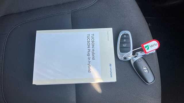 Hyundai TUCSON 1.6 TGDi Plug-in Hybrid Premium 5dr 4WD Auto Estate