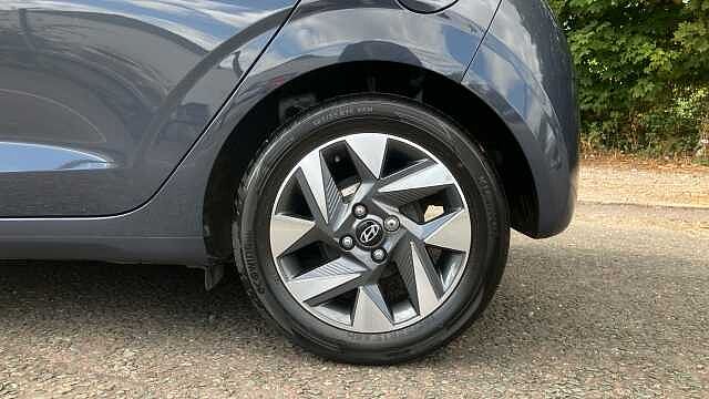 Hyundai i10 1.0 [63] Advance 5dr [Nav] Petrol Hatchback
