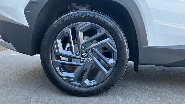 Hyundai TUCSON 1.6T 239 Hybrid Black Line 5dr Auto Hybrid Estate