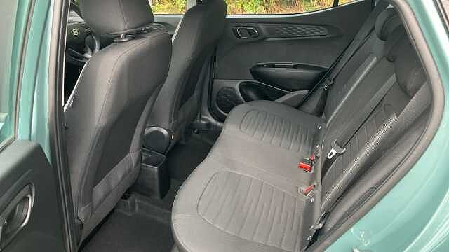 Hyundai i10 1.2 MPi SE Connect 5dr Petrol Hatchback