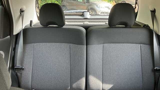 Hyundai INSTER 85kW 01 49kWh 5dr Auto Electric Hatchback