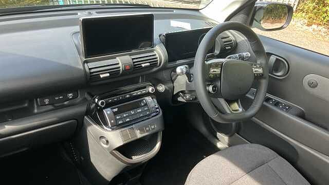 Hyundai INSTER 85kW 01 49kWh 5dr Auto Electric Hatchback