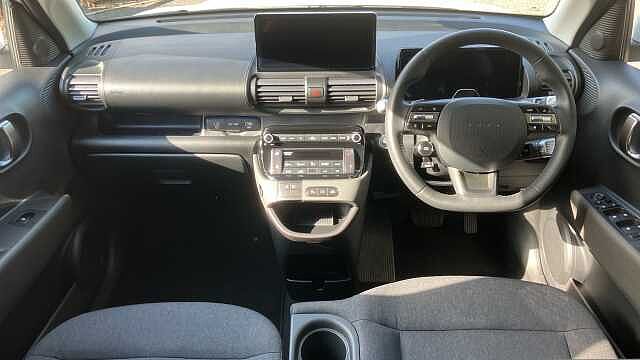Hyundai INSTER 85kW 02 49kWh 5dr Auto Electric Hatchback