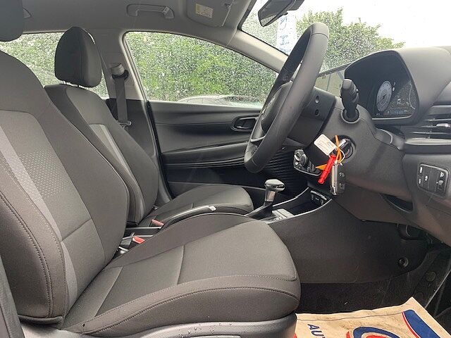 Hyundai i20 1.0 T-GDi (100ps) Advance DCT