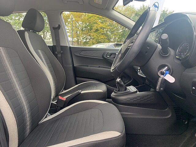 Hyundai i10 1.0 MPi SE Connect 5dr